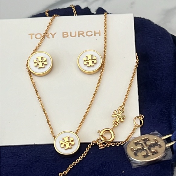 💛Authentic Tory Burch Set. - Picture 15 of 16